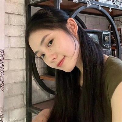 拴线的气球